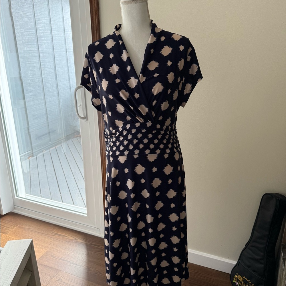 Chic Blue and Cream Midi Dress